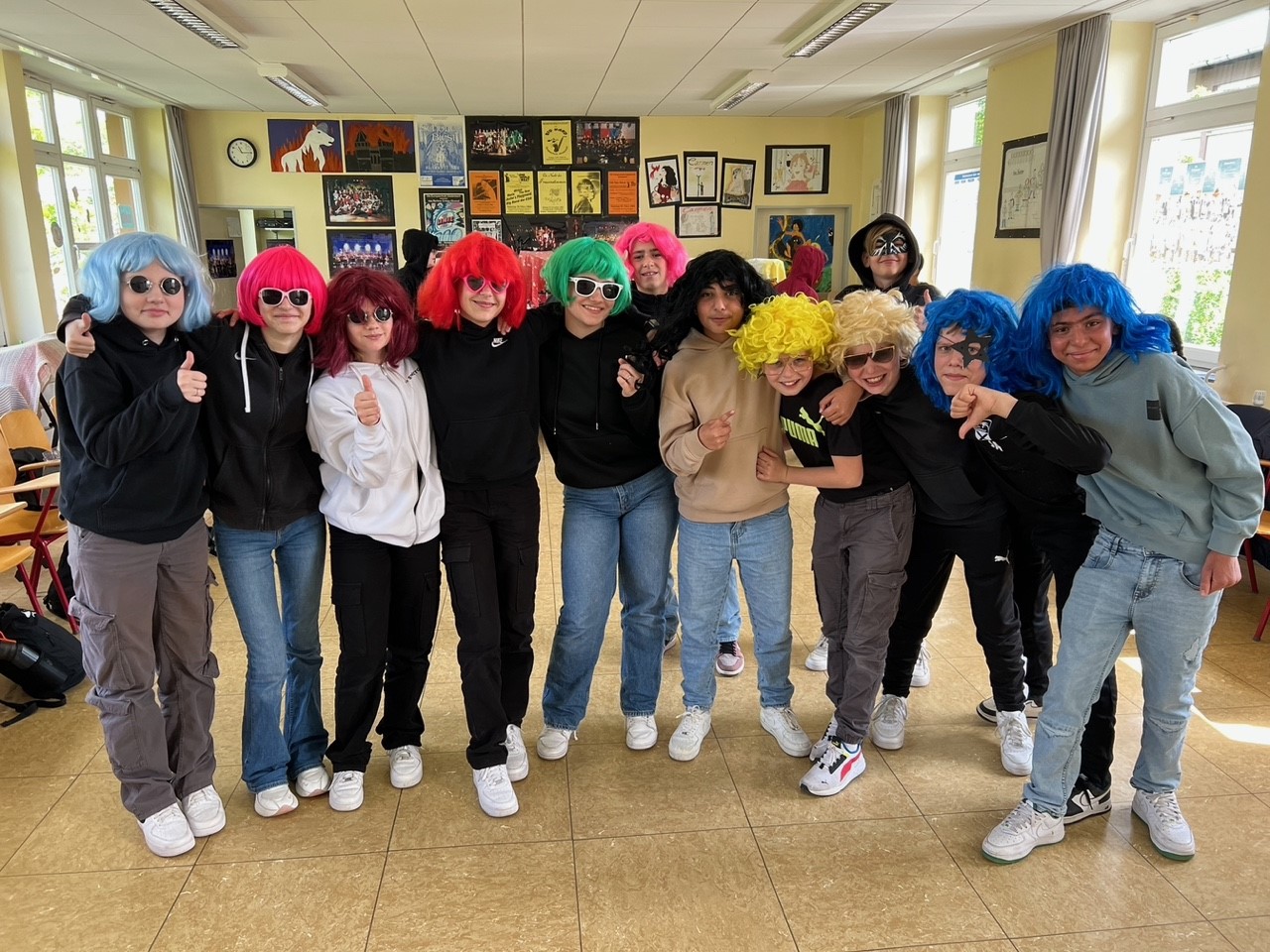 Schülerinnen und Schüler der 6F1 und 6F2 rocken den Pausenhof in der Förderstufe